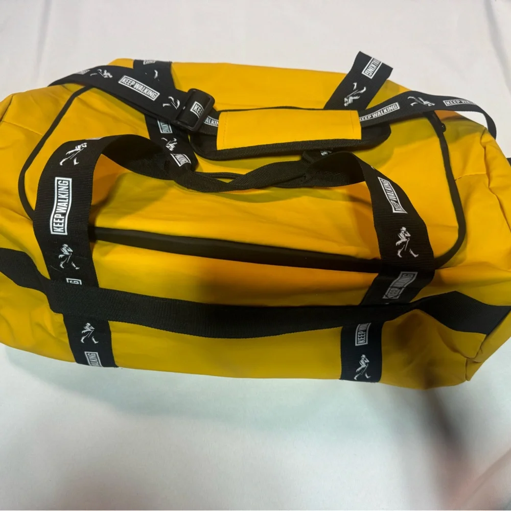 Johnny Walker Yellow Duffel Bag - Keep Walking (Promo)